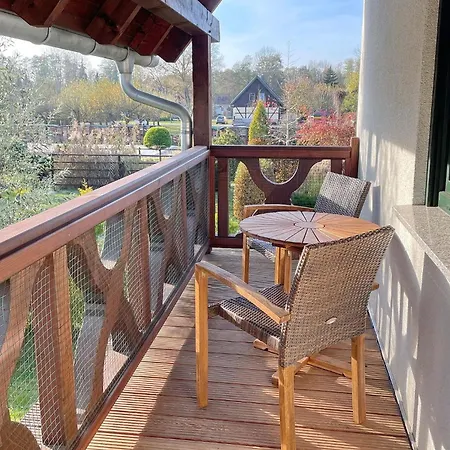 Apartment Luftschloss Baum 6 *