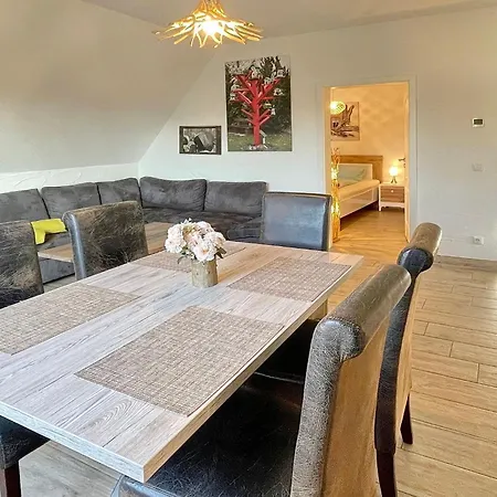 Apartment Luftschloss Baum 6