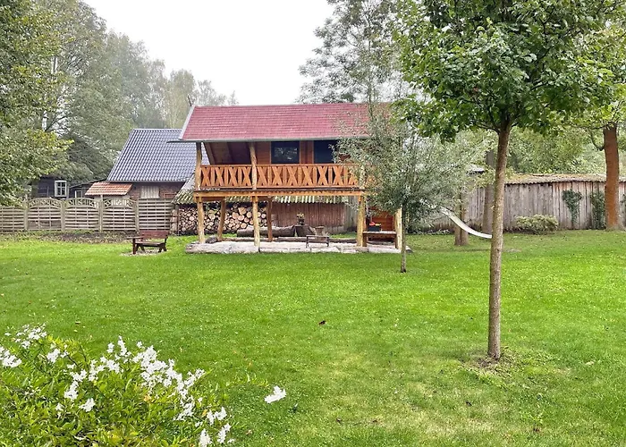 Luftschloss Baum 6 Apartment *