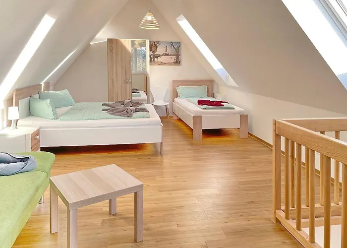 Luftschloss Baum 6 * Burg (Spreewald)